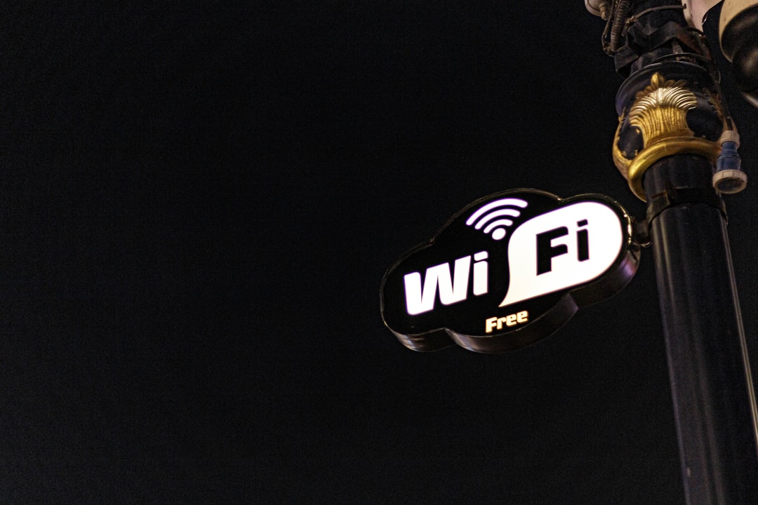 Wi-Fi 6技术标准深度解析：GPSSH技术博客为您揭秘其对服务器与无线网络性能的实际提升
